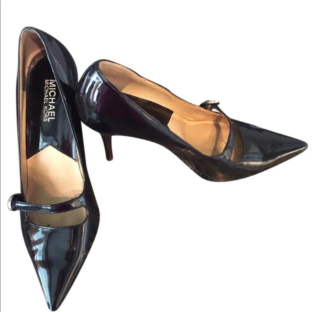 MICHAEL Michael Kors Black Patent PumpS